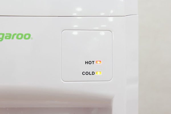 Đèn led báo hiệu cây nước đang hoạt động
