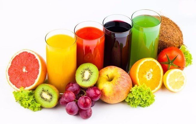 Tại sao uống nước lọc tốt hơn nước ép trái cây ?