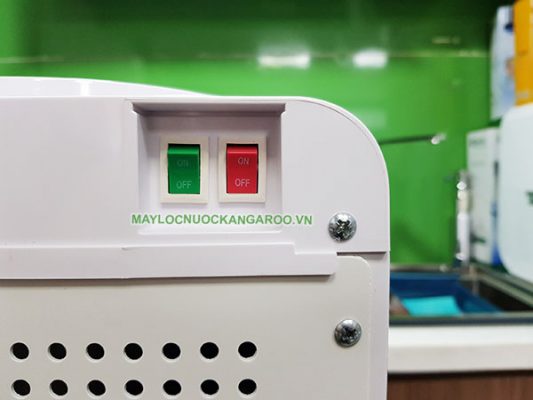 Công tắc nóng lạnh riêng biệt, có thể tắt/bật khi có nhu cầu