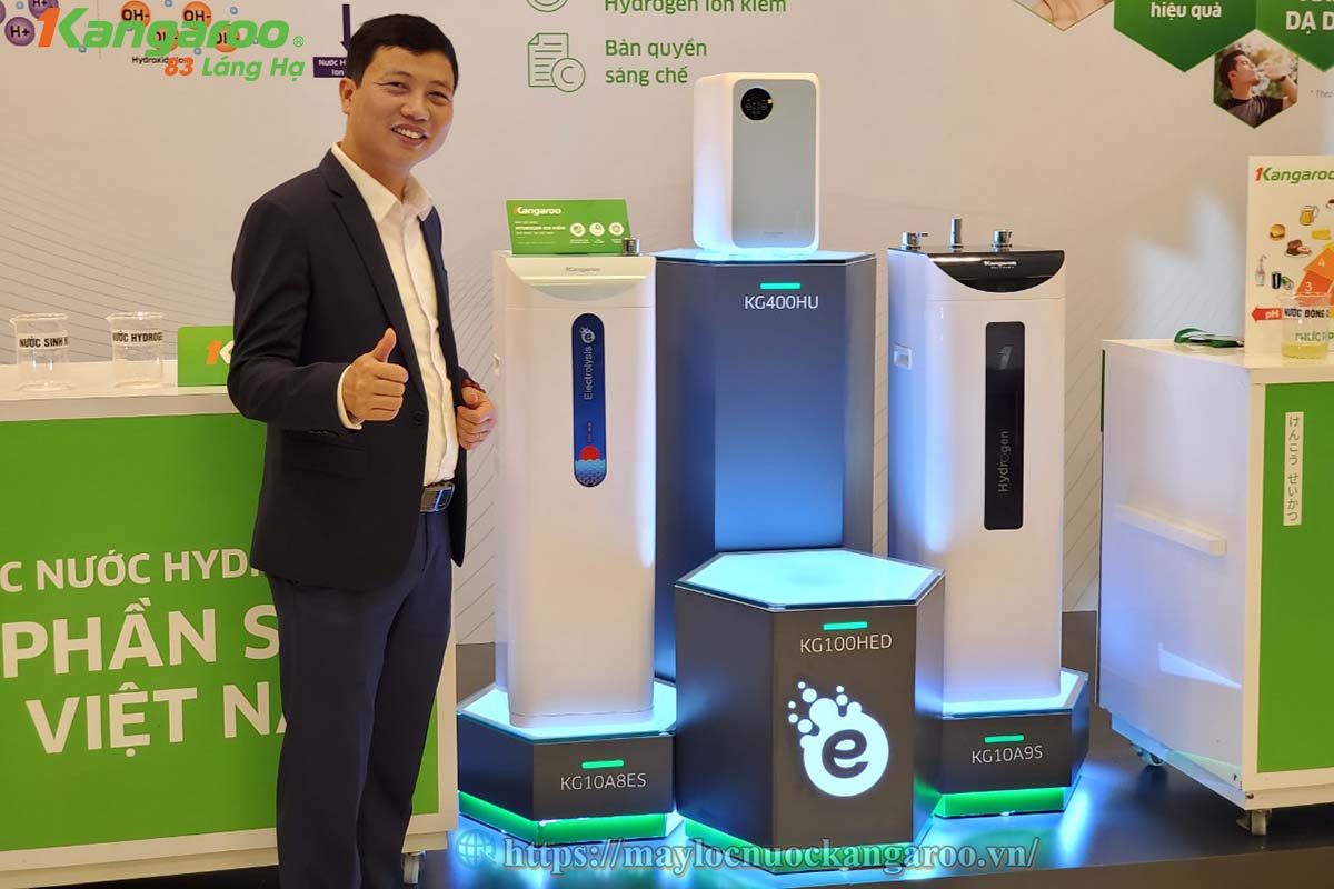 Ông Vương Ngọc Thành - Giám đốc hệ thống Kangaroo 83 Láng Hạ tại sự kiện ra mắt bộ 3 máy lọc nước Kangaroo Hydrogen mới 2022
